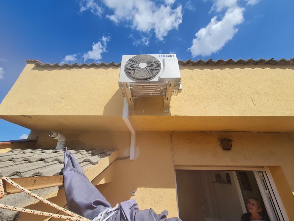 Servicio económico de instalaciones de aire acondicionado y climatización Servicio económico de instalaciones de aire acondicionado y climatización